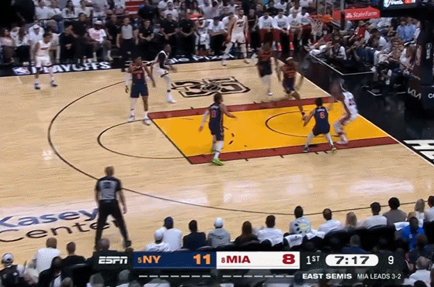  布伦森爆发尼克斯险胜热火